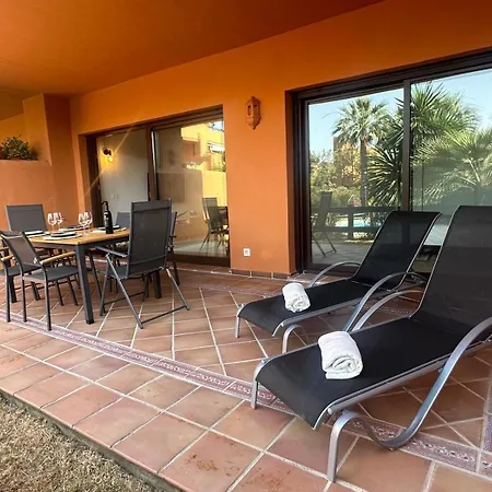 Dans Les Jardins Tropicaux *